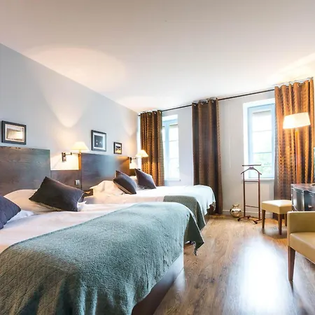 Les De L'ecrit'vin - En Plein Coeur Du Centre-ville Gasthof 3*