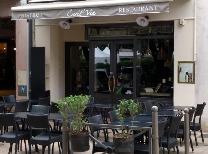 Гостьовий будинок Les De L'ecrit'vin - En Plein Coeur Du Centre-ville 3*